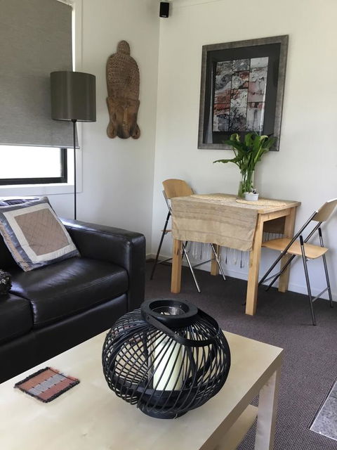 Nextdoor@portarthur - Accommodation Gladstone 7