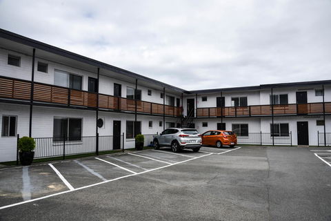 Hobart Tower Motel - Accommodation Gladstone 4