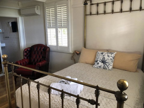 The Port Masters Lodgings - Accommodation Gladstone 13