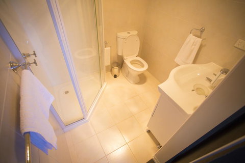 The Port Masters Lodgings - Accommodation Gladstone 26