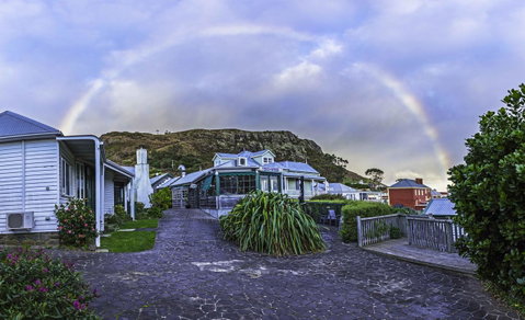 Touchwood Cottages - Accommodation Gladstone 3