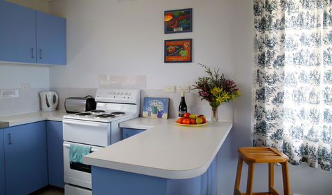 Ar Lan Y Mor - Accommodation Gladstone 11