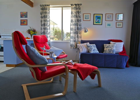 Ar Lan Y Mor - Accommodation Gladstone 4