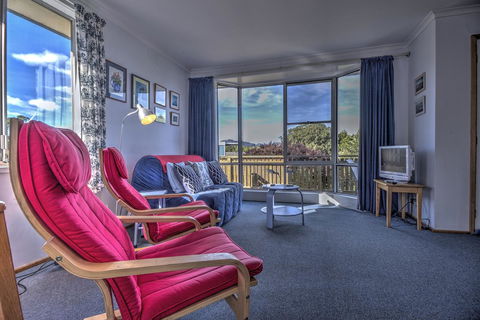 Ar Lan Y Mor - Accommodation Gladstone 0