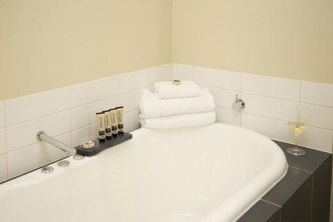 The Sebel Launceston - Accommodation Gladstone 1