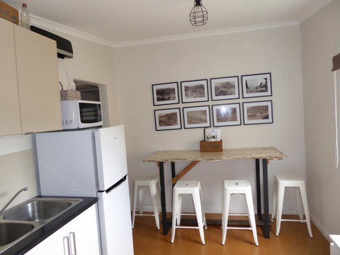 Riders Hut - Derby - Accommodation Gladstone 6