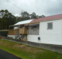 Riders Hut - Derby - Accommodation Gladstone