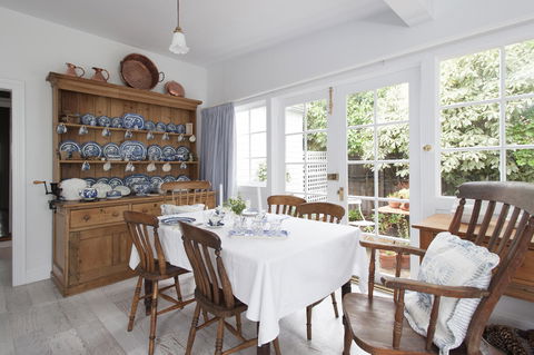 White Dove Cottage Bed And Breakfast - Accommodation Gladstone 5