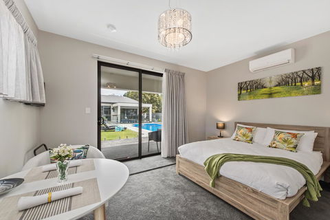The Wellington Bed And Breakfast - Accommodation Gladstone 10