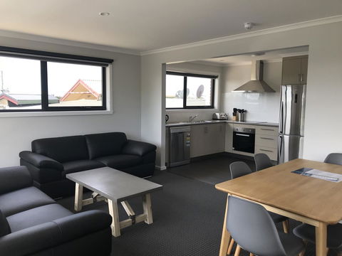 Seabrook Hotel - Accommodation Gladstone 3