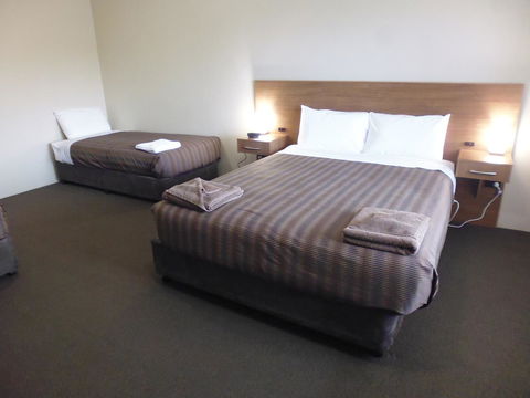Seabrook Hotel - Accommodation Gladstone 0