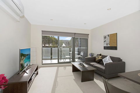 Astra Apartments Glen Waverley @Springvale RD - Accommodation Gladstone 12