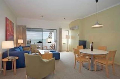 Cumberland Lorne Resort - Accommodation Gladstone 22