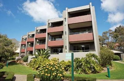 Cumberland Lorne Resort - Accommodation Gladstone 12
