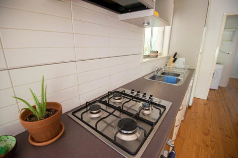 Flora Hill Creek Views - Accommodation Gladstone 9
