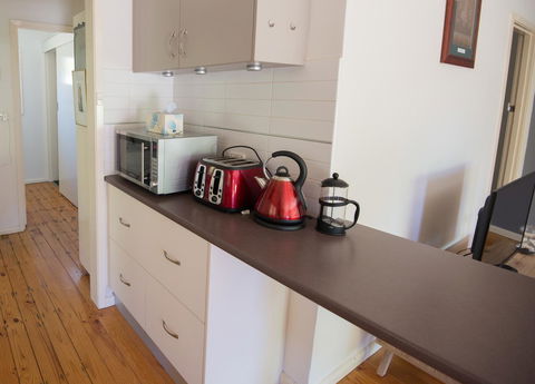 Flora Hill Creek Views - Accommodation Gladstone 12