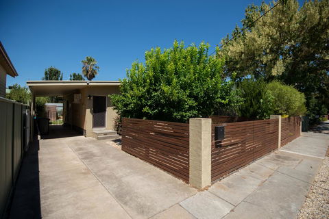 Flora Hill Creek Views - Accommodation Gladstone 16