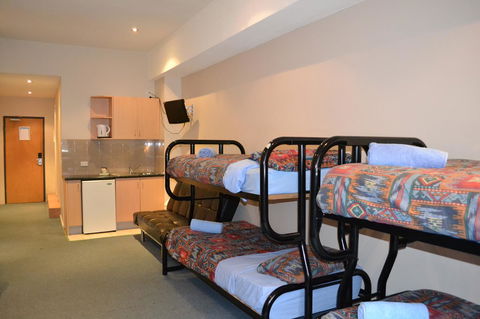 Arlberg Hotham - Accommodation Gladstone 4