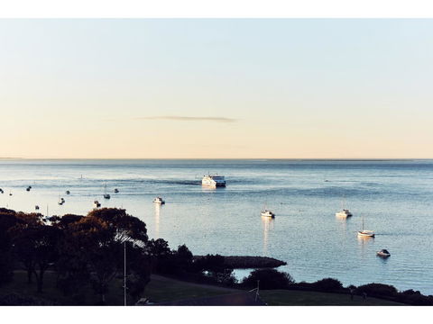 Hotel Sorrento - Accommodation Gladstone 22
