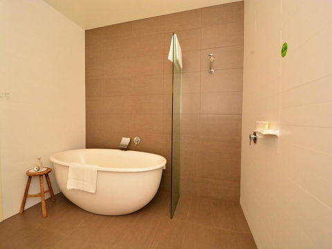 Mornington Hotel - Accommodation Gladstone 28