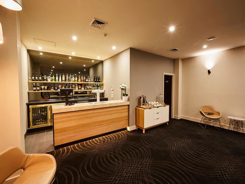 Mornington Hotel - Accommodation Gladstone 33