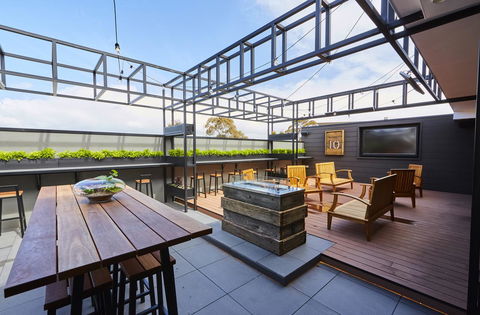 Mornington Hotel - Accommodation Gladstone 6