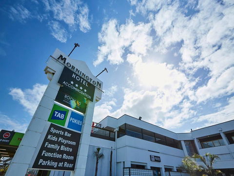 Mornington Hotel - Accommodation Gladstone 4