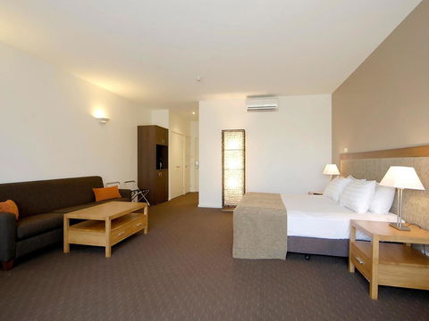 Mornington Hotel - Accommodation Gladstone 27