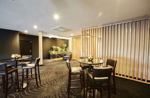Mornington Hotel - Accommodation Gladstone 13