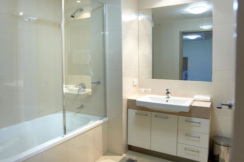Quest Moorabbin - Accommodation Gladstone 12