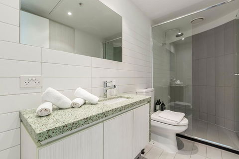 2Bedroom Apartment With Views In Docklands Next To CBD & Marvel Stadium - Accommodation Gladstone 13