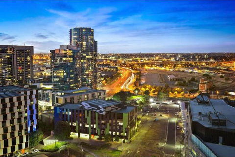 2Bedroom Apartment With Views In Docklands Next To CBD & Marvel Stadium - Accommodation Gladstone 21