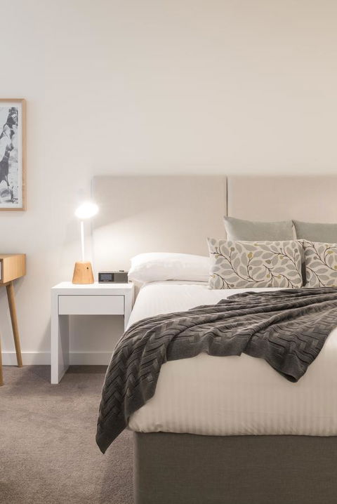 Caroline Serviced Apartments Sandringham - Accommodation Gladstone 7