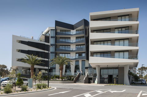 Caroline Serviced Apartments Sandringham - Accommodation Gladstone 0