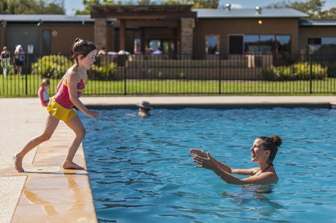 Ramada Resort By Wyndham Phillip Island - Accommodation Gladstone 30