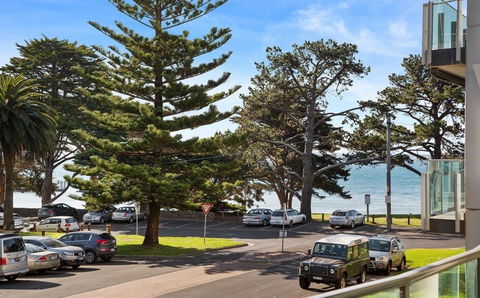 130 At The Waves - Accommodation Gladstone 1