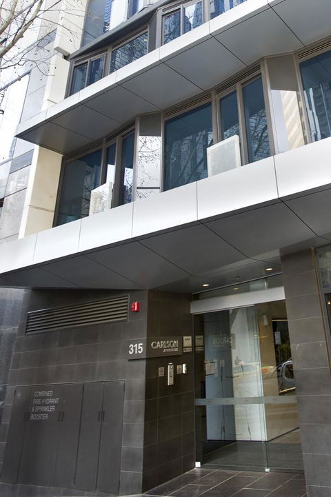 Mono Apartments On La Trobe Street - Accommodation Gladstone 13