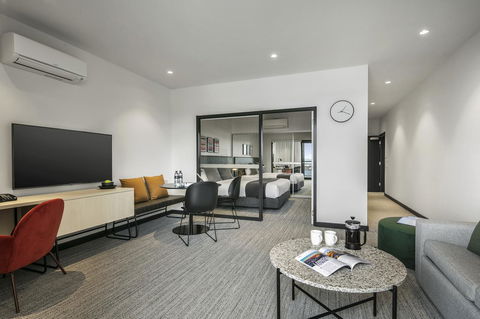 Quest Notting Hill - Accommodation Gladstone 9