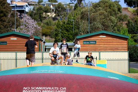 Tasman Holiday Parks - Geelong - Accommodation Gladstone 4