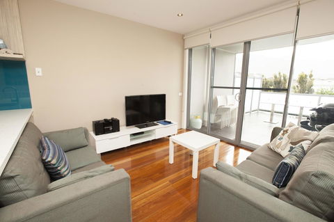 7 Falls Apartments - Accommodation Gladstone 12