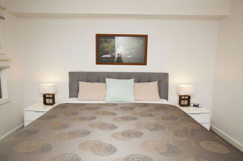 7 Falls Apartments - Accommodation Gladstone 23