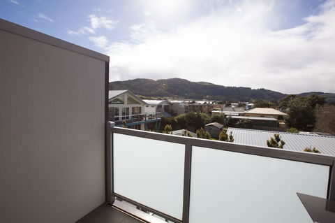 7 Falls Apartments - Accommodation Gladstone 25
