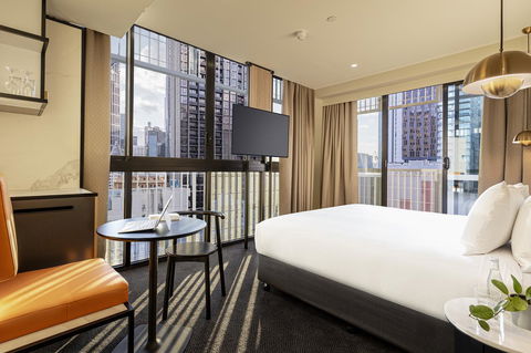 Brady Hotels Jones Lane - Accommodation Gladstone 3