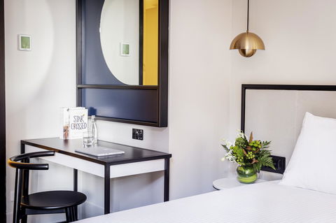 Brady Hotels Jones Lane - Accommodation Gladstone 10