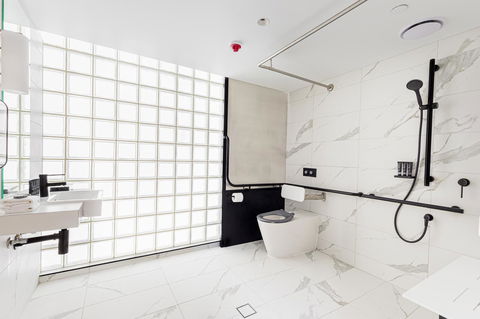 Brady Hotels Jones Lane - Accommodation Gladstone 15