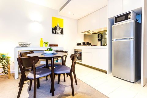 Stay Like Home - Accommodation Gladstone 33