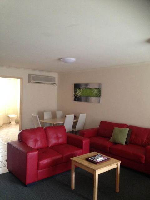Beachcomber Motel & Apartments - Accommodation Gladstone 15