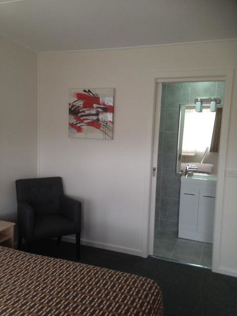 Beachcomber Motel & Apartments - Accommodation Gladstone 25