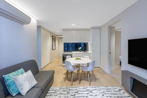 Imagine Lighthouse - Accommodation Gladstone 12
