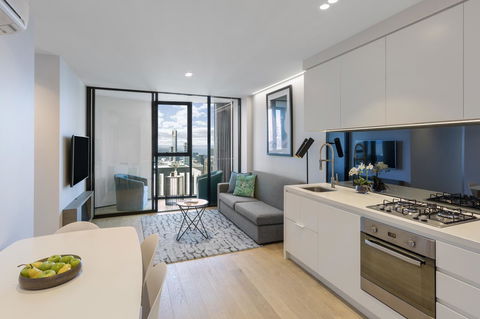 Imagine Lighthouse - Accommodation Gladstone 7